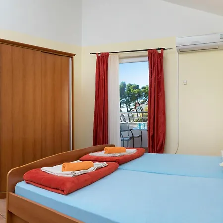 Cozy Apartment In Baska Voda Apartment Baska Voda