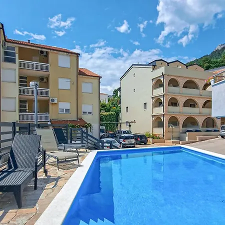 Apartment Cozy Apartment In Baska Voda Baska Voda